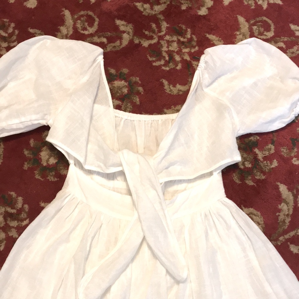 White Dress or Tunic Top. - Picture 5 of 5